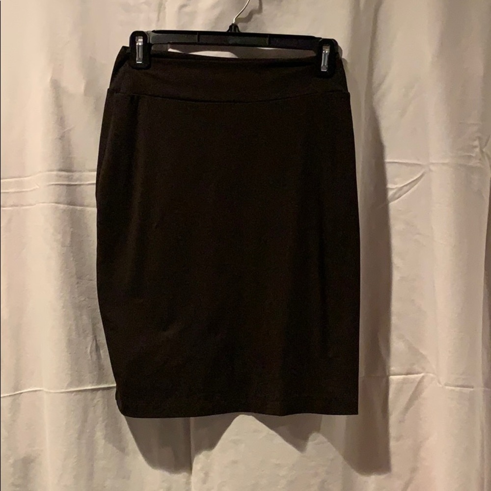 Brown knit pencil skirt